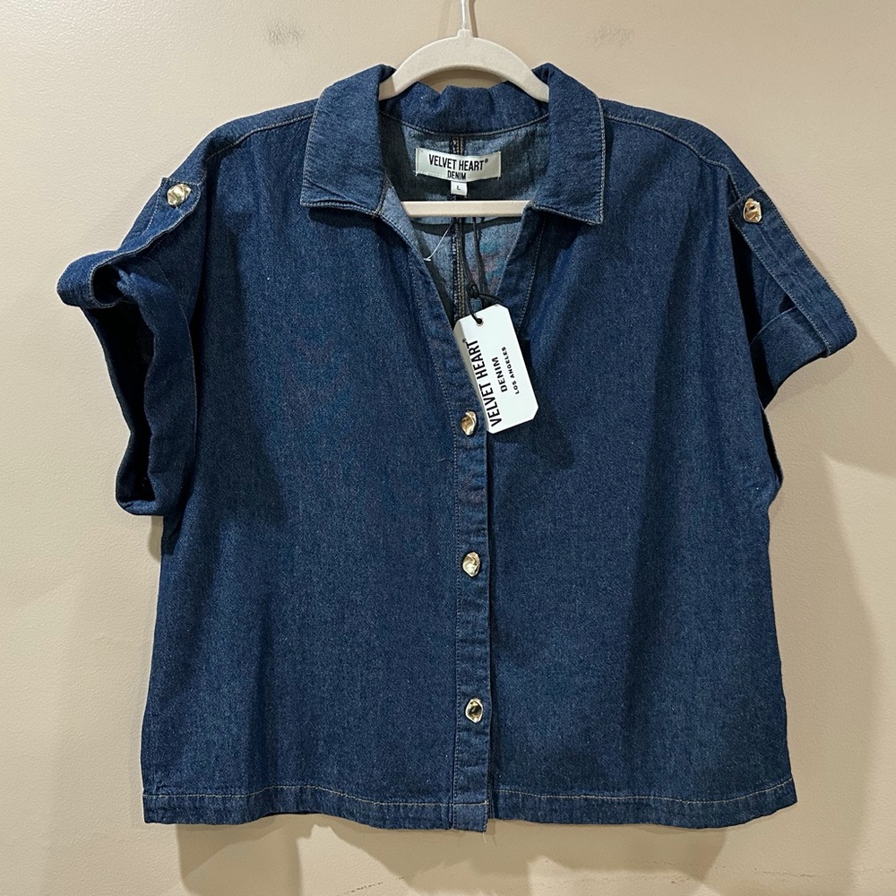 NWT Velvet Heart Denim Boxy Shirt Top Short Sleeve Women L Blue Chambray Cotton